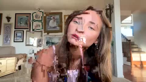 tylababyy online show from 20, 9, 2025