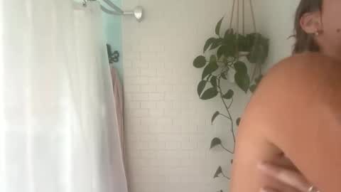 tylababyy online show from 27, 10, 2025