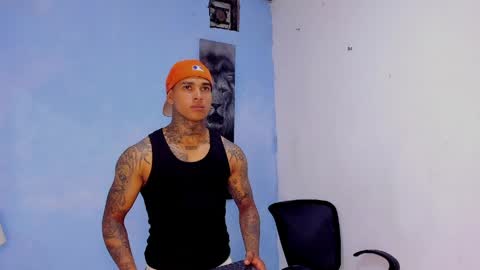 Snapshot of tyler_bell_ chatting on 7, 5, 2026 tyler_bell_ online show from 7, 5, 2026