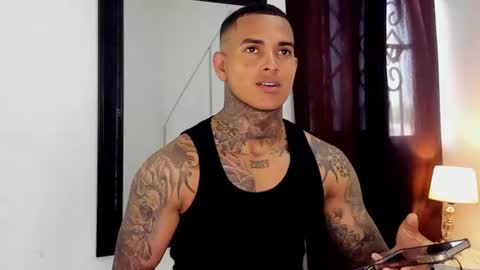 tyler_bell_ online show from 22, 7, 2026
