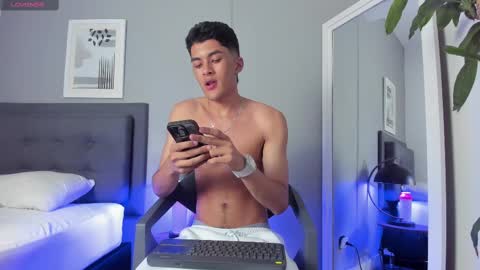 Tyler Fox online show from 22, 9, 2025