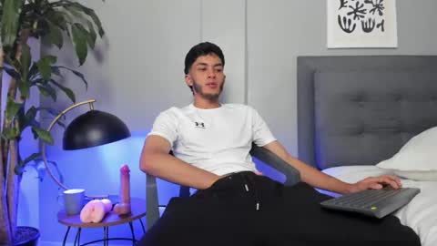 Tyler Fox online show from 7, 7, 2026