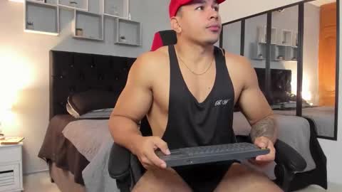 tyler_hank1 online show from 20, 12, 2025