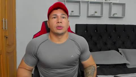 tyler_hank1 online show from 12, 6, 2026