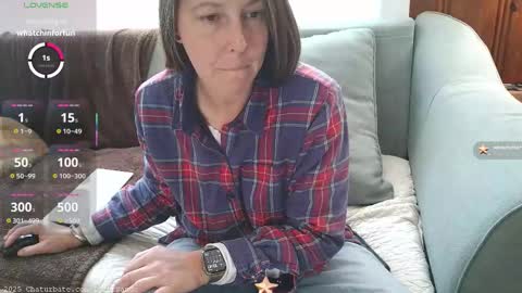 Snapshot of tylersands chatting on 5, 12, 2025 Tyler Sands online show from 5, 12, 2025