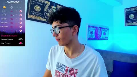   online show from 10, 1, 2025