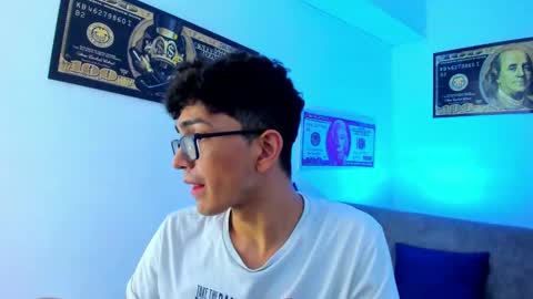   online show from 10, 1, 2025