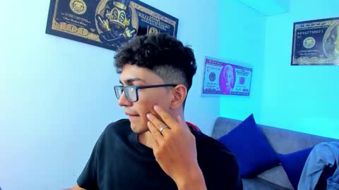   online show from 17, 1, 2025