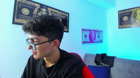   online show from 29, 1, 2025