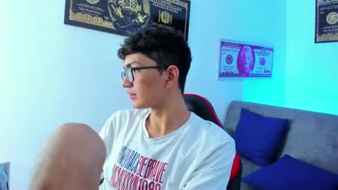   online show from 1, 2, 2025