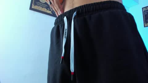   online show from 1, 2, 2025