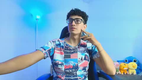   online show from 14, 10, 2025