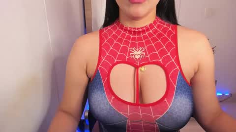 tylor_love online show from 23, 2, 2025