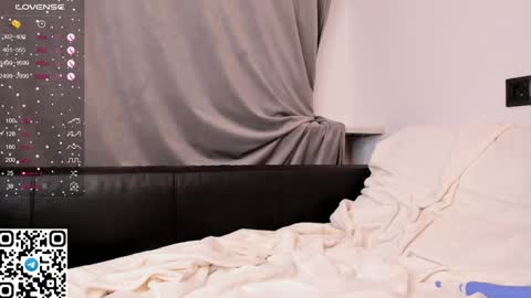 Snapshot of tyty_pupu chatting on 23, 1, 2025 Christine 3 Next broadcast tomorrow at 2100 GMT 5 online show from 23, 1, 2025