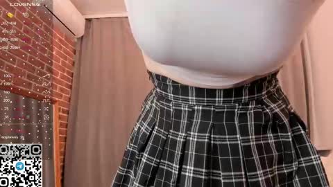 Snapshot of tyty_pupu chatting on 24, 2, 2025 Christine 3 Next broadcast tomorrow at 2100 GMT 5 online show from 24, 2, 2025