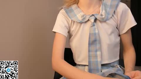 Snapshot of tyty_pupu chatting on 19, 9, 2025 Christine 3 Next broadcast tomorrow at 2100 GMT 5 online show from 19, 9, 2025