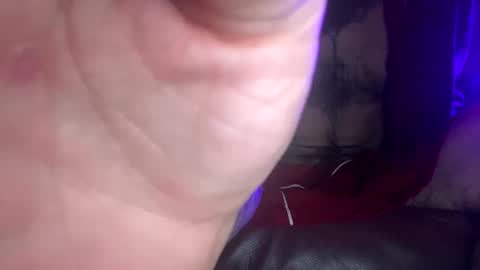 ucanthandleme1988 online show from 20, 1, 2025