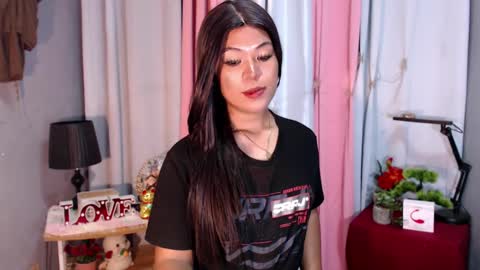 Snapshot of ugly_asianlover chatting on 6, 1, 2025 rechelle online show from 6, 1, 2025