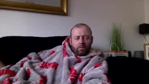 Snapshot of ukmatty3 chatting on 10, 10, 2025 ukmatty3 online show from 10, 10, 2025