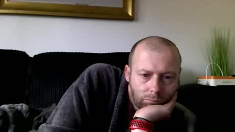 Snapshot of ukmatty3 chatting on 3, 12, 2025 ukmatty3 online show from 3, 12, 2025