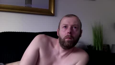 Snapshot of ukmatty3 chatting on 20, 2, 2026 ukmatty3 online show from 20, 2, 2026