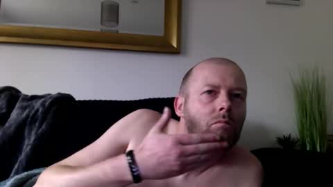 Snapshot of ukmatty3 chatting on 7, 3, 2026 ukmatty3 online show from 7, 3, 2026
