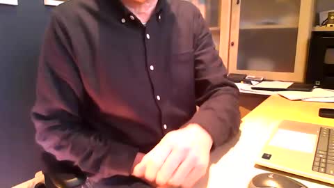 Snapshot of ukshowall chatting on 23, 1, 2025 mark online show from 23, 1, 2025