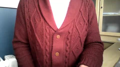 Snapshot of ukshowall chatting on 8, 3, 2026 mark online show from 8, 3, 2026