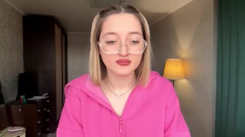 Emily online show from 17, 11, 2025