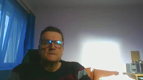 Snapshot of ulmeni4 chatting on 17, 2, 2025 ulmeni4 online show from 17, 2, 2025