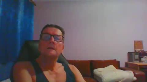 Snapshot of ulmeni4 chatting on 29, 11, 2025 ulmeni4 online show from 29, 11, 2025