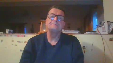 Snapshot of ulmeni4 chatting on 8, 2, 2026 ulmeni4 online show from 8, 2, 2026