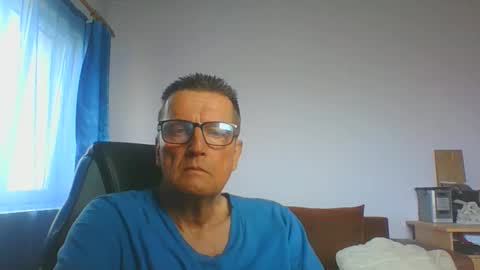 Snapshot of ulmeni4 chatting on 17, 3, 2026 ulmeni4 online show from 17, 3, 2026