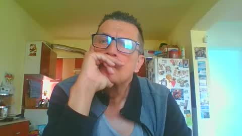 Snapshot of ulmeni4 chatting on 20, 3, 2026 ulmeni4 online show from 20, 3, 2026