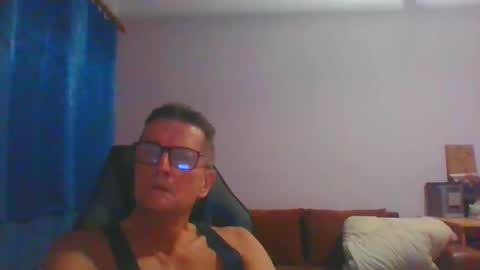 ulmeni7 online show from 17, 11, 2025