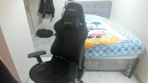 Snapshot of ulxer chatting on 2, 2, 2025 hi im mike tyson - online show from 2, 2, 2025