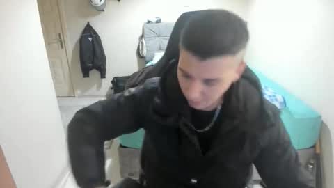 Snapshot of ulxer chatting on 16, 10, 2025 hi im mike tyson - online show from 16, 10, 2025