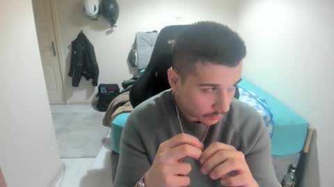 Snapshot of ulxer chatting on 29, 11, 2025 hi im mike tyson - online show from 29, 11, 2025