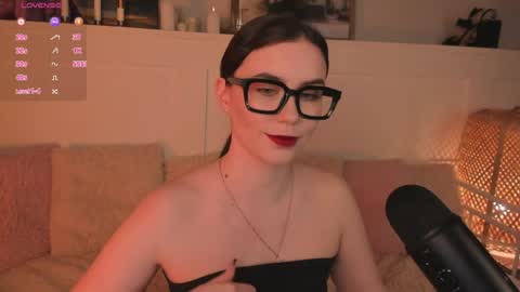 Una  online show from 10, 4, 2026