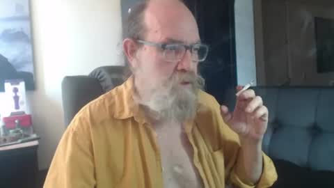 Uncle Hottie online show from 17, 7, 2026
