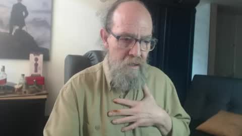 Uncle Hottie online show from 22, 7, 2026