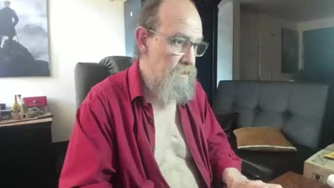 Uncle Hottie online show from 24, 7, 2026