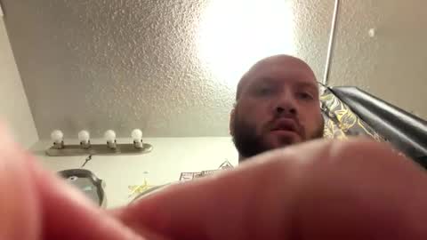 Snapshot of uncle_seabiscuit chatting on 15, 3, 2026 Chris online show from 15, 3, 2026