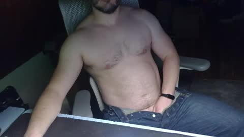 Under the desk online show from 25, 4, 2026