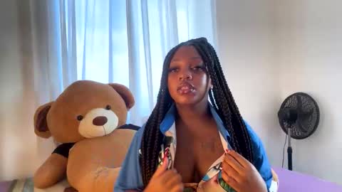 Snapshot of unholybaddie chatting on 10, 10, 2025 Unholybaddie online show from 10, 10, 2025