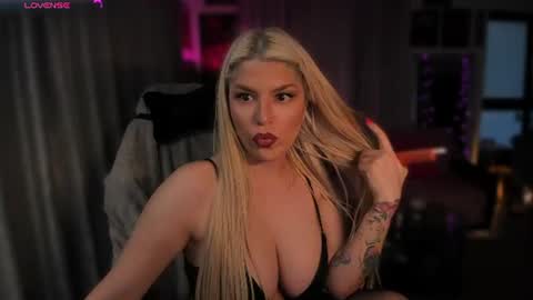 Snapshot of unicornsandboobs chatting on 13, 7, 2026 Carla online show from 13, 7, 2026