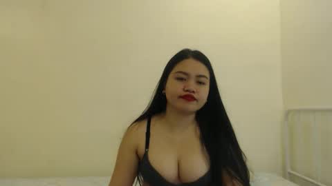 unlick_pussy_untouch_unkiss online show from 13, 12, 2025