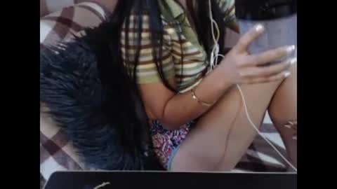 Snapshot of unlimitedloving chatting on 7, 12, 2024 unlimitedloving online show from 7, 12, 2024