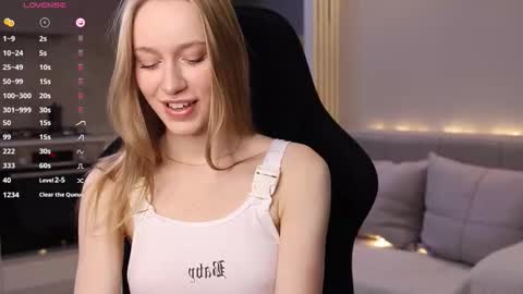 UnnaBella online show from 15, 11, 2025