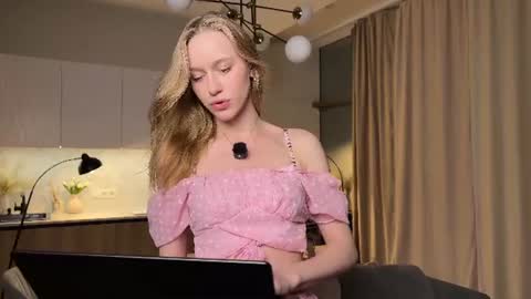 UnnaBella online show from 21, 6, 2026